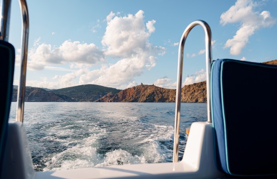 Top 10 Destinations for Memorable Boat Vacations in the US